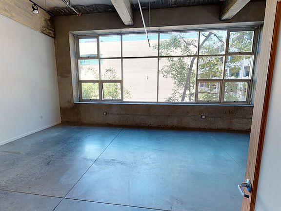 3rd image of 1130 S Flower St APT 203
