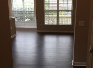 9016 Ashford Castle Dr APT 516, Indianapolis, IN 46250