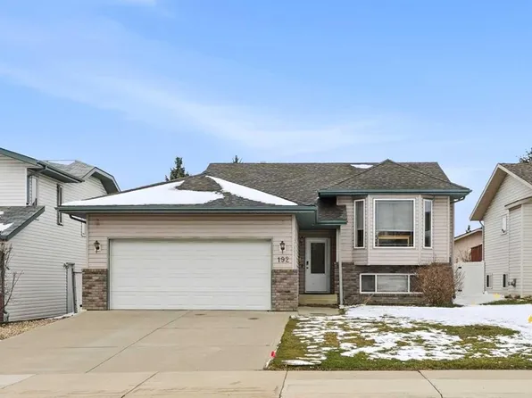 192 S Reichley St, Red Deer, AB T4P 3S8