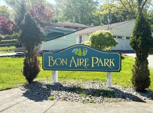 164 Somerset Drive, Suffern, NY 10901