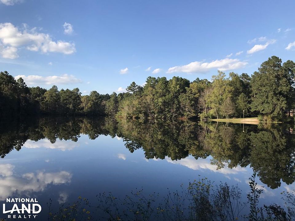 10 acre main fishing lake 