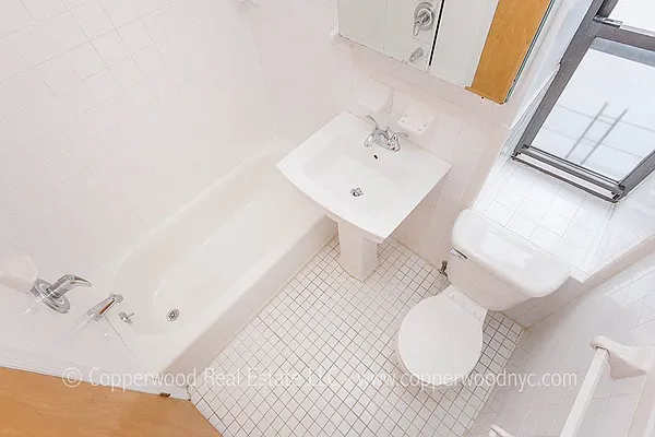 Rented by Copperwood Real Estate | media 38