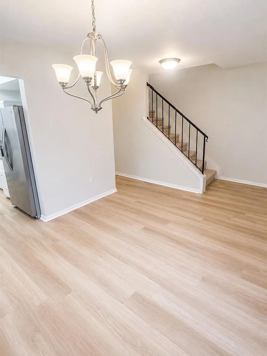 2 bed, 2.5 bath, 1440 sqft, $1,749 — Photo 4