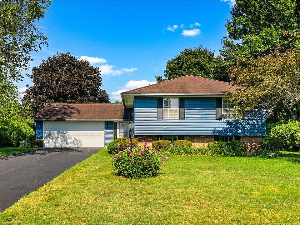 1st image of 8276 Winchester Dr