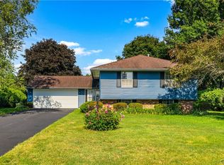 8276 Winchester Dr, Rome, NY 13440