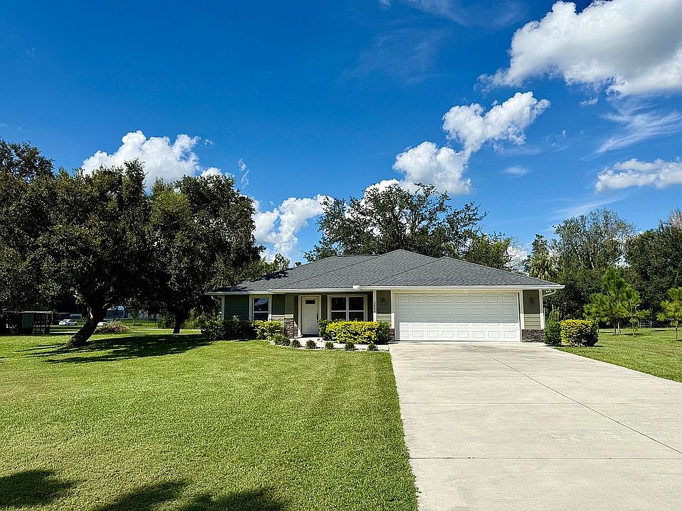 1st image of 2084 NE Diamond K St