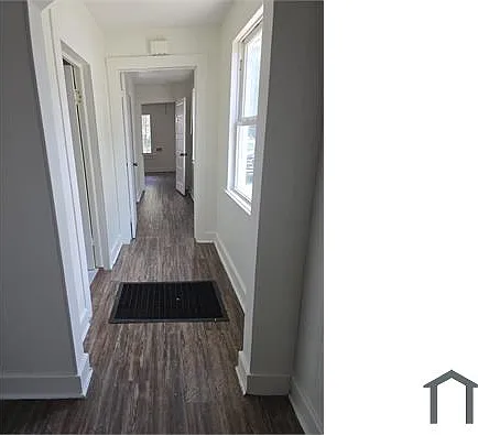 2114 Pine St — Photo 2