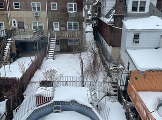 2550 Fish Ave, Bronx, NY 10469