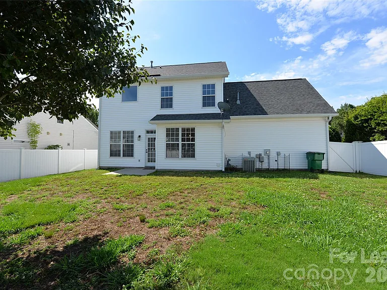 12531 Deaton Hill Dr — Photo 23