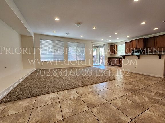 4th image of 10224 Borah Peak Ave