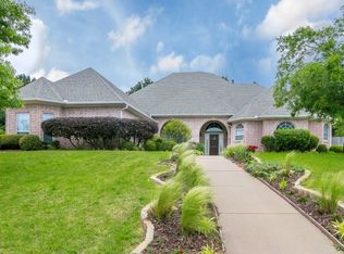 100 Persimmon Hl, Hallsville, TX 75650
