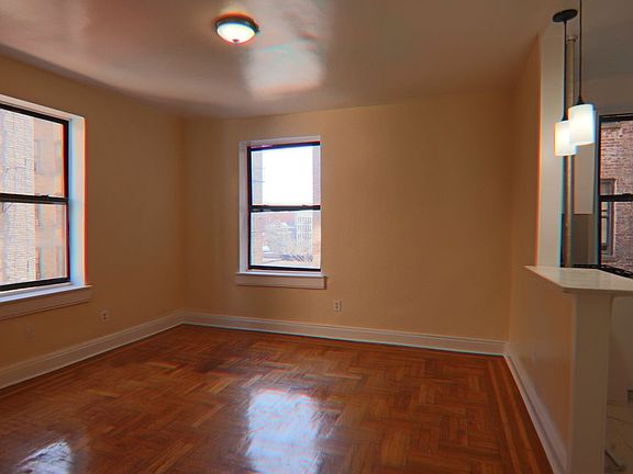 2nd image of 19 Cumming St APT 2D