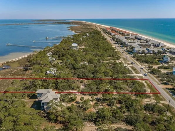 1729 E Gulf Beach Dr, Eastpoint, FL 32328