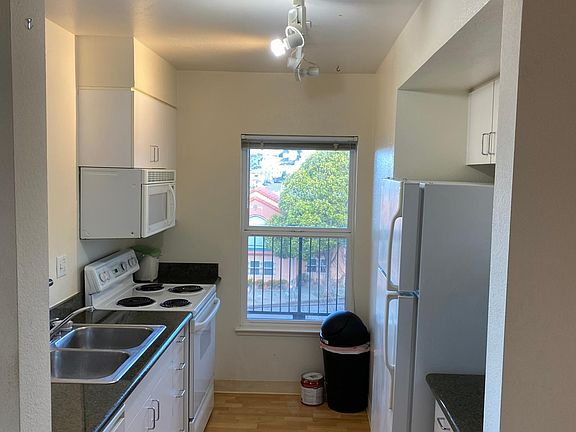 2nd image of 3981 Alemany Blvd APT 204