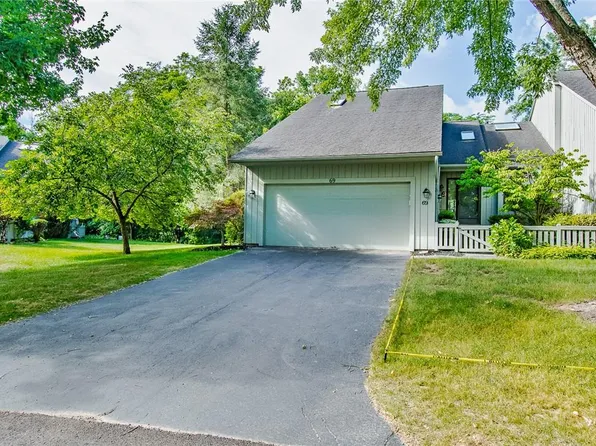 69 Waterview Cir, Rochester, NY 14625