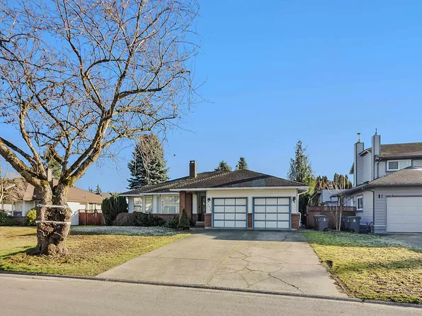 15436 94th Ave, Surrey, BC V3R 9C9