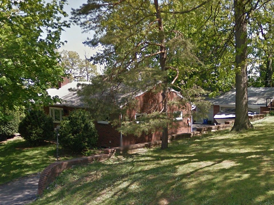 2nd image of 1213 Lancaster Ave