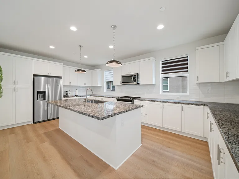 39 Sanctuary Ln — Photo 11