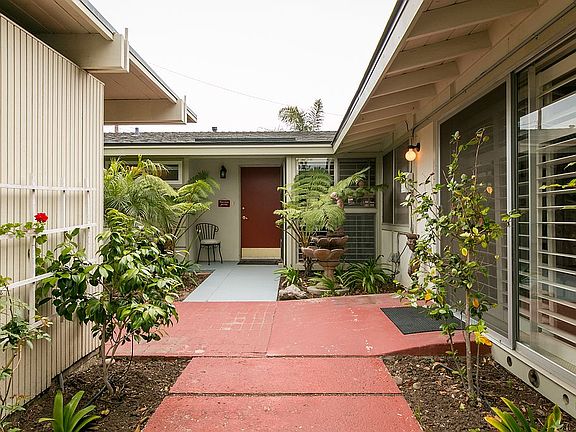 5th image of 821 Arbol Verde St