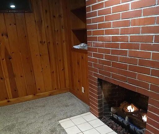 3rd image of 1530 Manor Dr #B