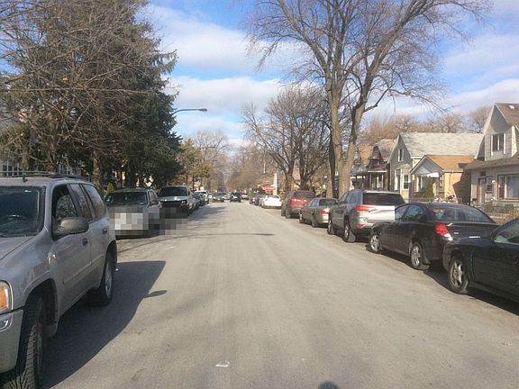 4th image of 2724 S 58th Ct