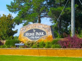 9 Calcite Ln, Pike Road, AL 36064