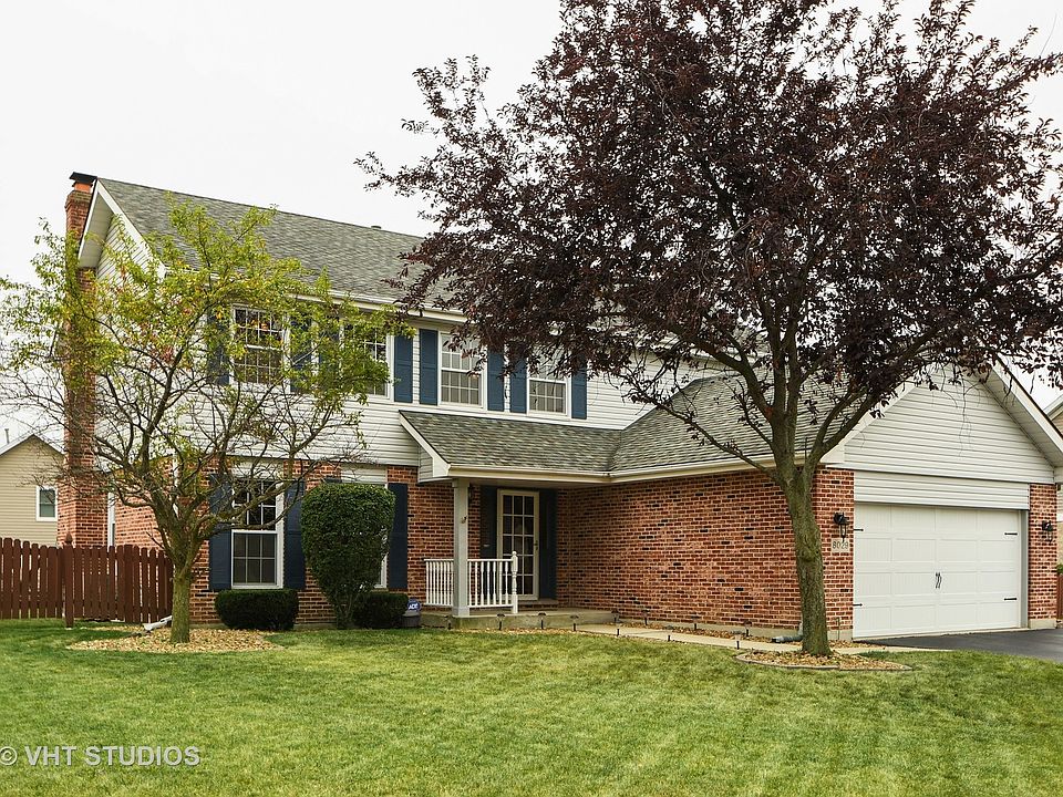 1st image of 8029 W Ryeland Dr