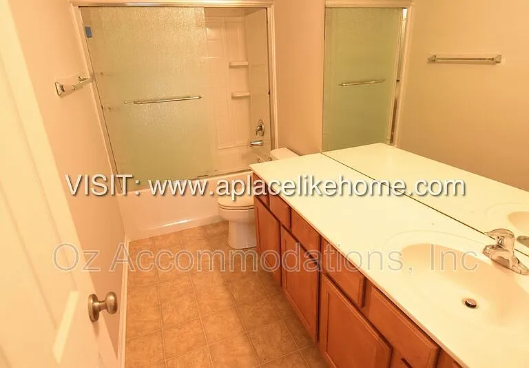 22413 W 113th Ter — Photo 31