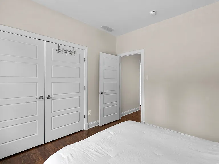17601 Crystal Spring Ter — Photo 23