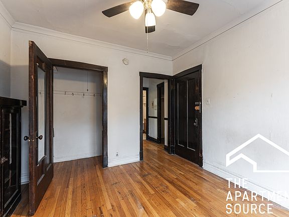4th image of 4844 N Rockwell St #2