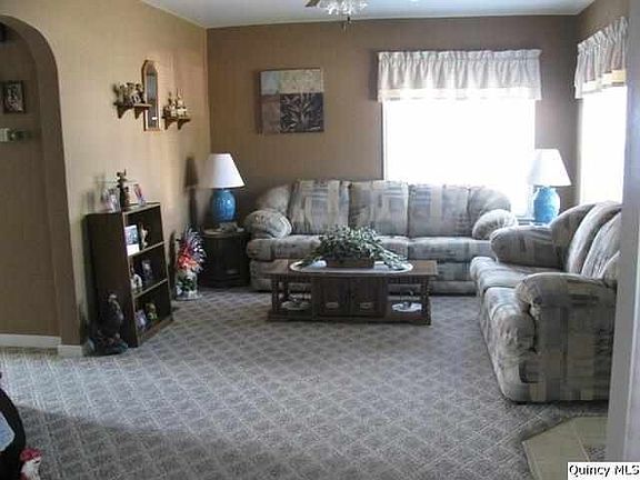 Home for Sale in Quincy, IL $89,900