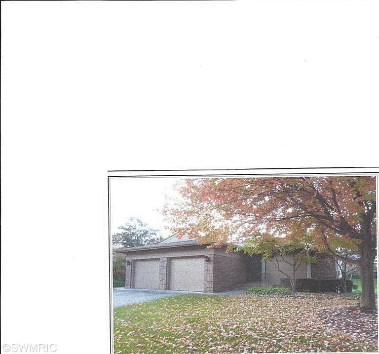 1st image of 2130 Cranbrook Dr NE
