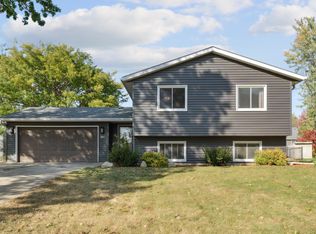 730 Spruce Ct, Pine Island, MN 55963