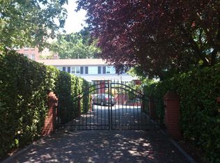 1600 15th Ave #1616, Seattle, WA 98122
