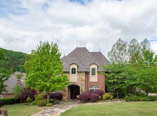 190 Courts Ln, Little Rock, AR 72223