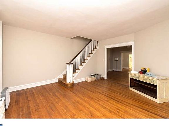 3rd image of 503 S Melville St