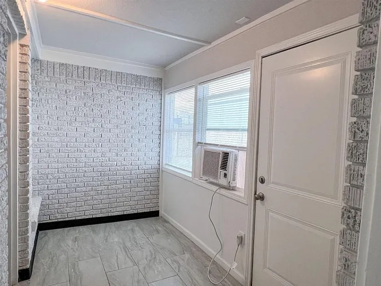 11 Norwood St #4 — Photo 15