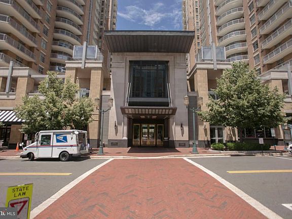 2nd image of 11990 Market St Unit 504