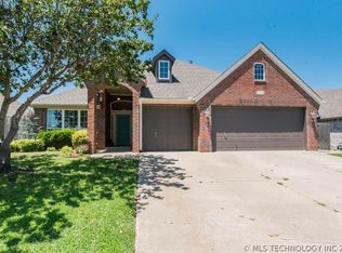 3164 S 202nd East Ave, Broken Arrow, OK 74014