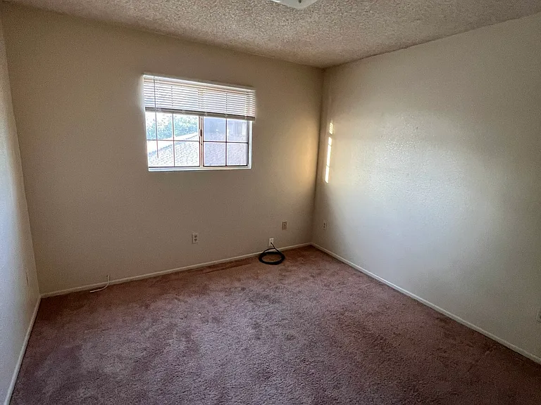 726 Chestnut Ave #B — Photo 5