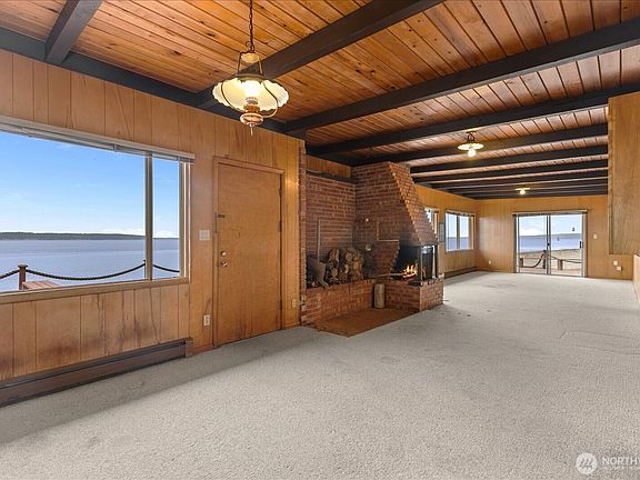 3rd image of 1085 Rockaway Lane