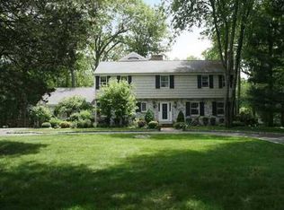 14 Sherry Ln, Darien, CT 06820