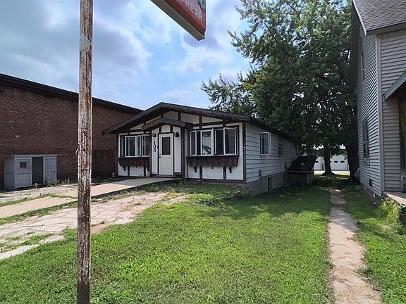 2nd image of 105 N Main Street
