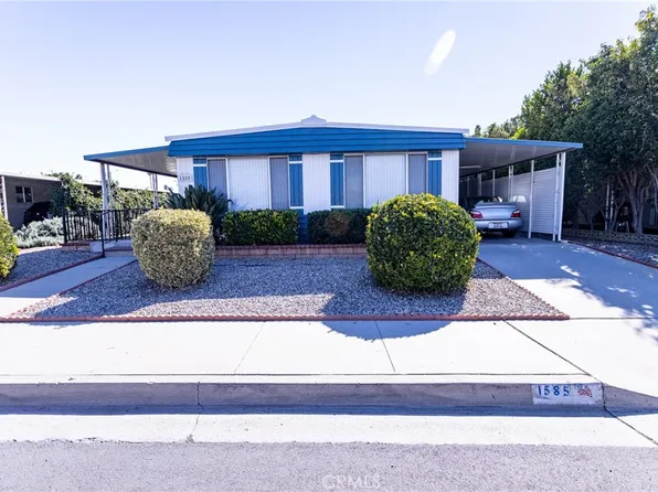 1585 W Johnston Ave, Hemet, CA 92543