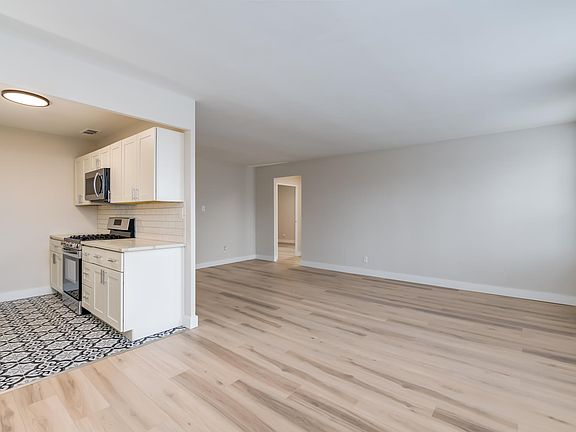 2nd image of 6244 Oakland Ave APT 111
