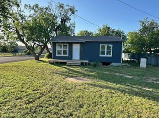 724 W 17th St, San Angelo, TX 76903