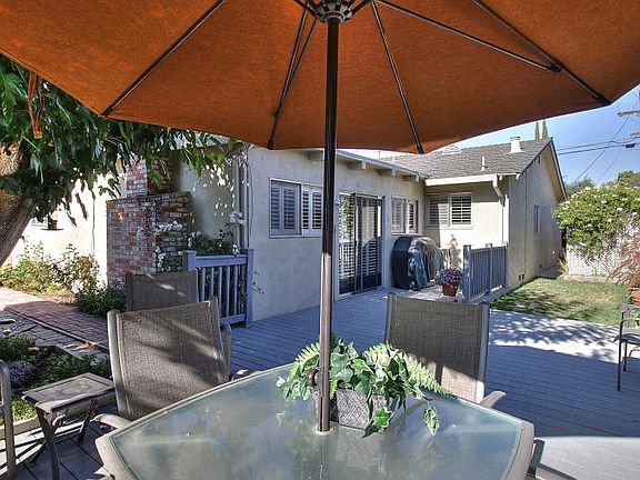 5th image of 41943 Chadbourne Dr