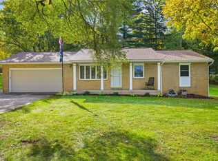 730 E Nimisila Rd, Akron, OH 44319