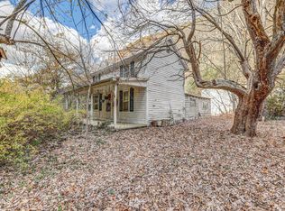 18525 McCall Gap Rd, Bristol, VA 24202