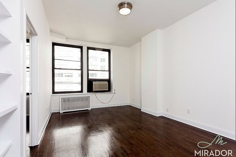 1st image of 65 4th Ave APT 2E